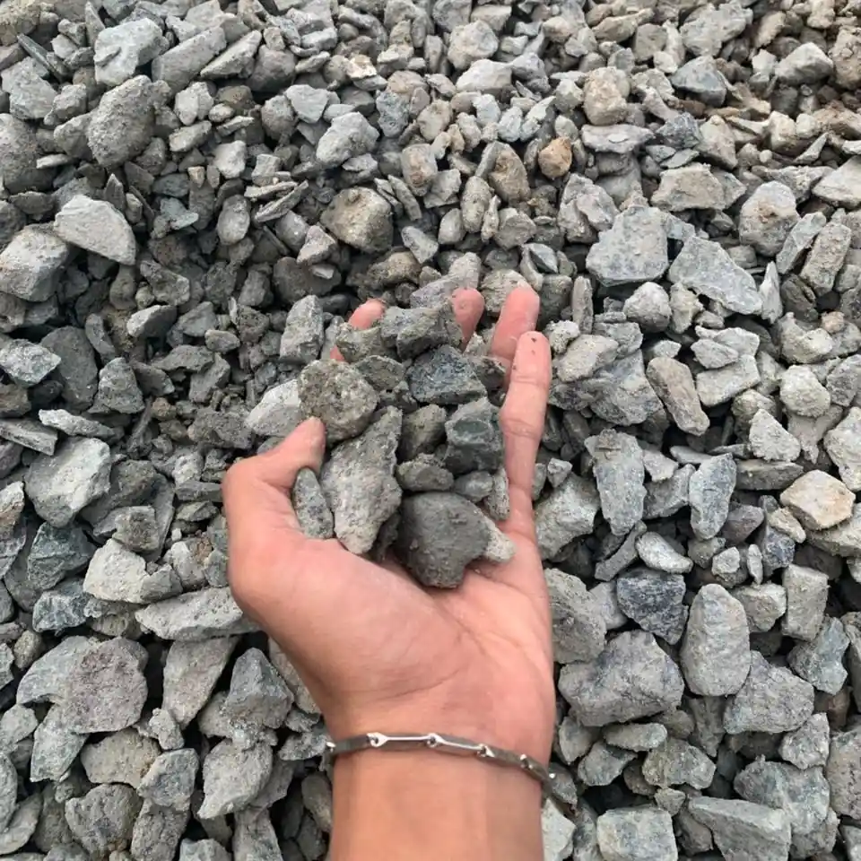 jual batu split berkualitas 2026 ukuran 1/2 dan 2/3 untuk cor beton dak lantai dan kolom gedung pengiriman 24 jam jabodetabek